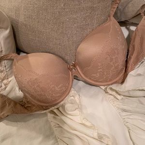 Victoria’s Secret bra